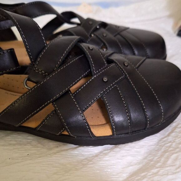 Clark's Collection Women's Sandals Ultimate Comfort Strappy Low Heel NWT  9.5 - Picture 6 of 12
